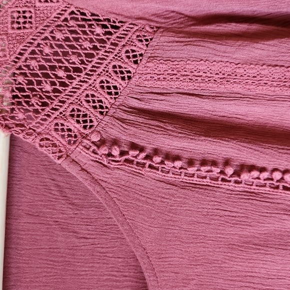 Express Top - Picture 2 of 4